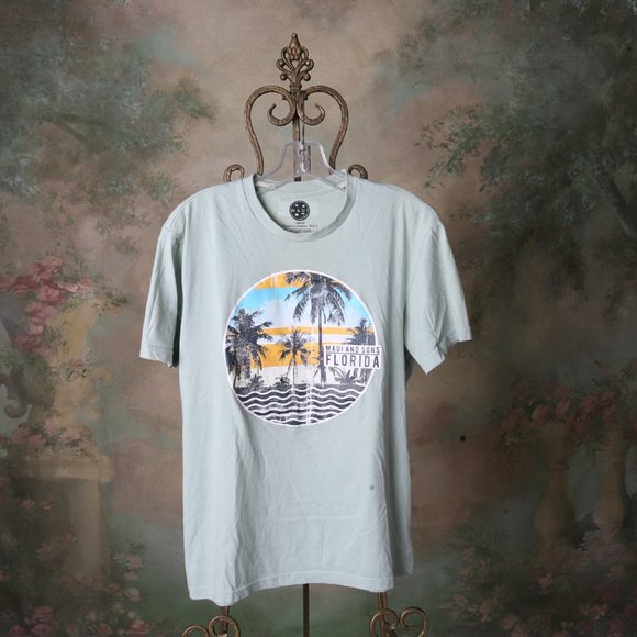 Maui and Sons Florida Soft Green Graphic Palm Trees Tropical Vibes Tshirt Large - Picture 2 of 5